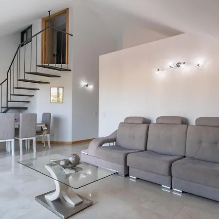 Living Penthouse Apart. شقة فونشال